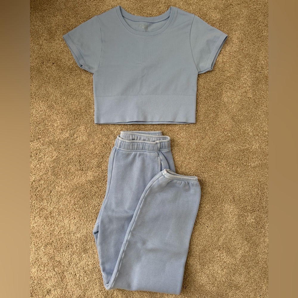 Aerie set